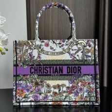 Christian Dior Shopping Bags